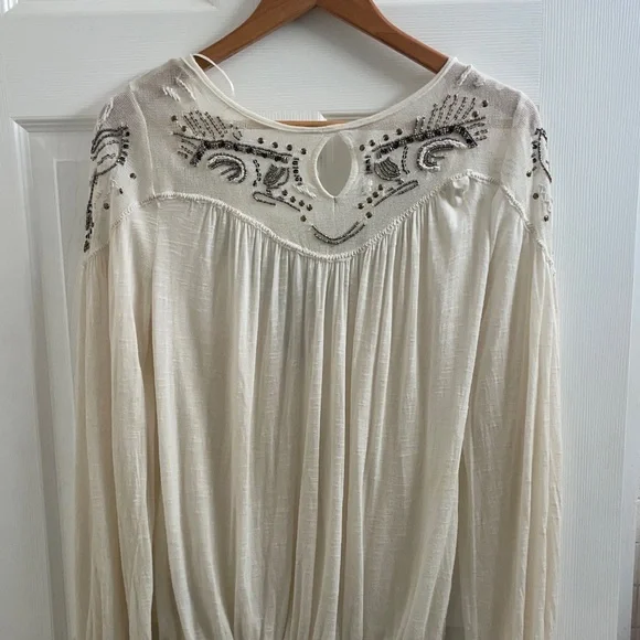 Free People Boho Yummy Slub Ivory Embellished Beaded Sequin Top Size XS - Picture 7 of 13